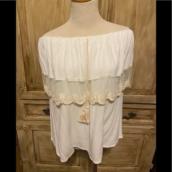 J & M Clothing Tops - NWT! J&M Strapless top large